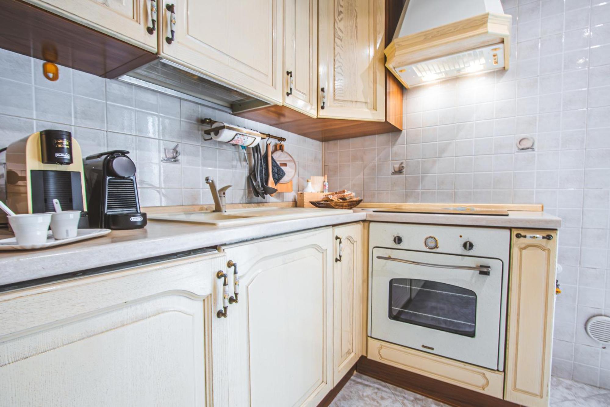 Favolhouse Apartment Bari Bagian luar foto