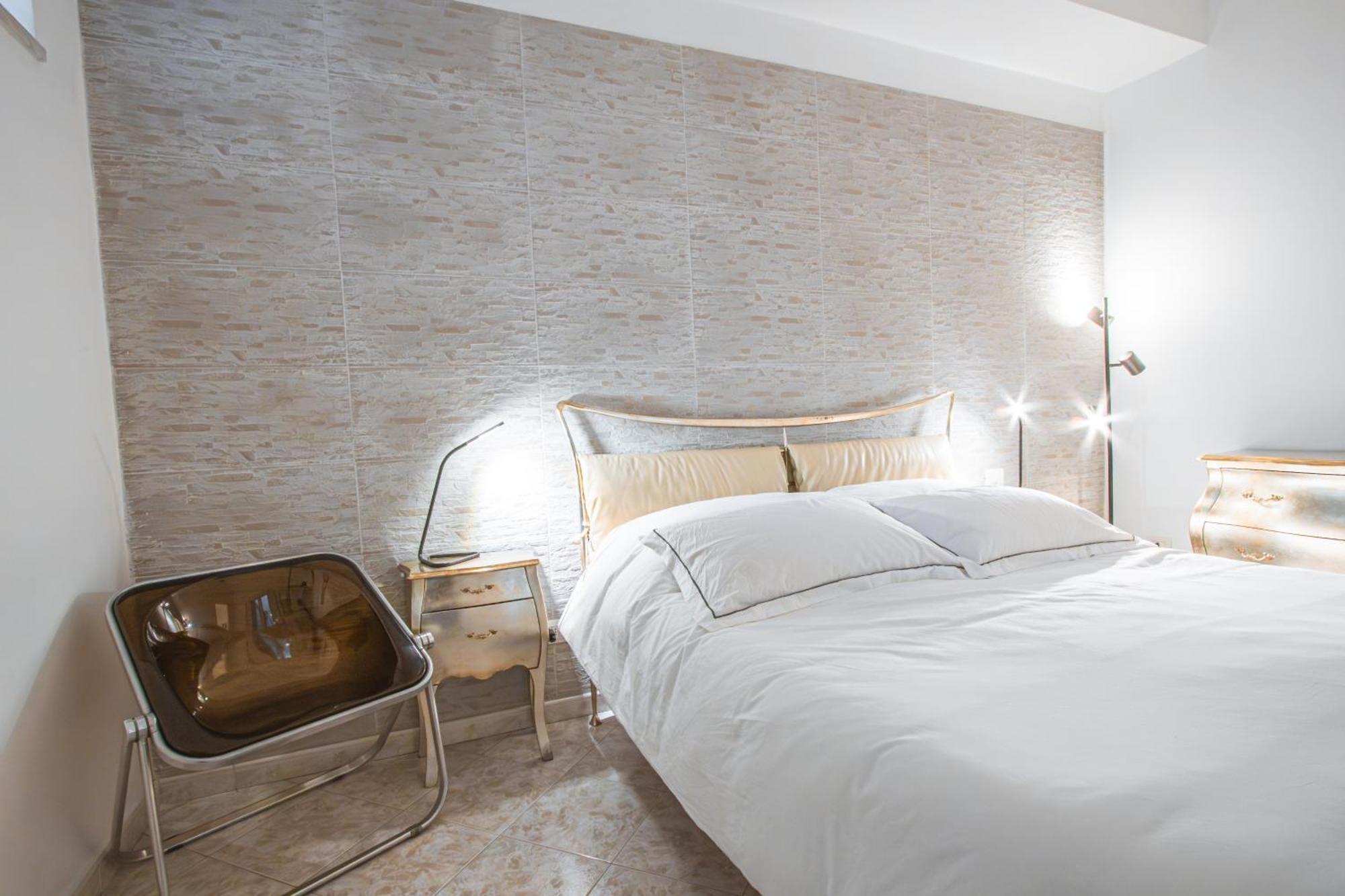 Favolhouse Apartment Bari Bagian luar foto
