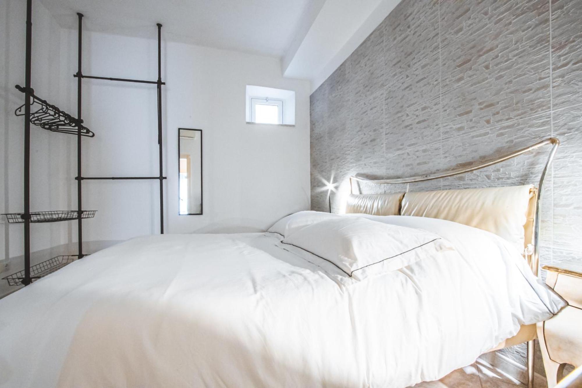 Favolhouse Apartment Bari Bagian luar foto
