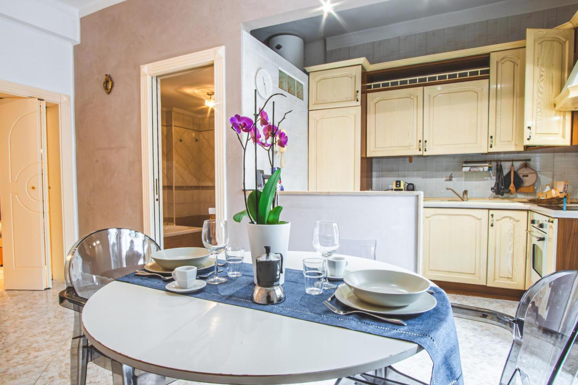 Favolhouse Apartment Bari Bagian luar foto